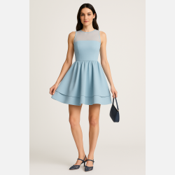 ADEL Lysebl� kjole med mesh � Elegant og feminin festkjole fra Jollyyoung.dk