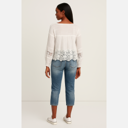 BARDOT Hvid top med broderier � Boheme elegance fra Jollyyoung.dk