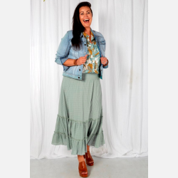 CALLIE Plus size nederdel i dusty mint farve � let og feminin fra Jollyyoung.dk