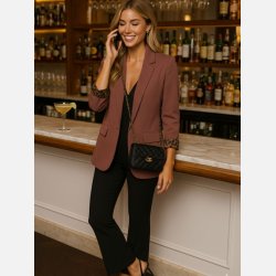 TORA 2 klassisk brun blazer � elegant snit med leoparddetaljer