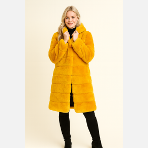 KADIS Lang imiteret pels jakke i curry farve
