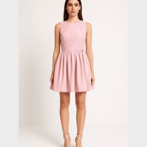 KAREN Elegant pink midi kjole med delikate meshbroderier