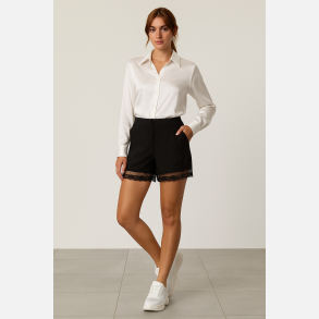 NIA 2 Shorts med blonde kant