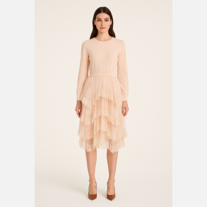 NOLI Beige kjole med blonder og fl�selag � Romantisk og elegant fra Jollyyoung.dk