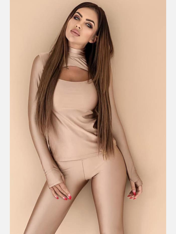 OLIK 2 S�t i beige � elegant og figursyet fra Jollyyoung.dk