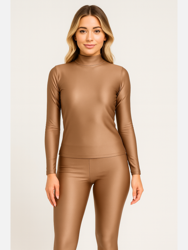 OLIK S�t top og bukser i beige farve � Elegant og figursyet fra Jollyyoung.dk