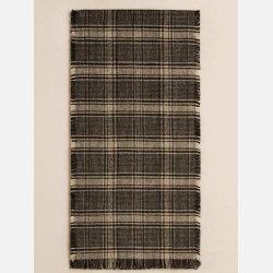 VALERIA elegant ternet t�rkl�de med bl�de frynser i varme nuancer