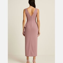 IWET Rosa sl�-om kjole med fl�sedetaljer � elegant festkjole i maxi l�ngde